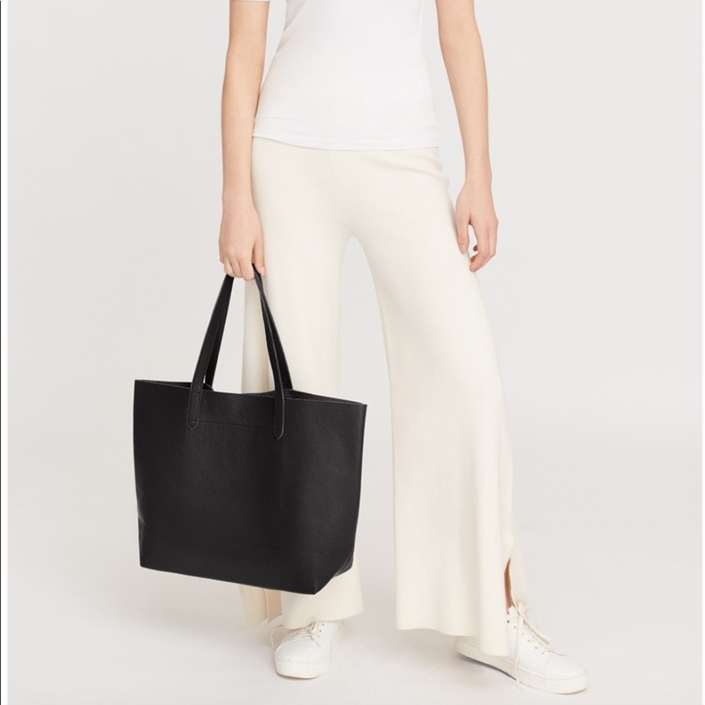 Cuyana classic leather tote